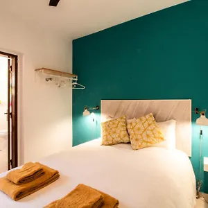 Quinta Do Paraiso - Bed&shower 2* Albufeira