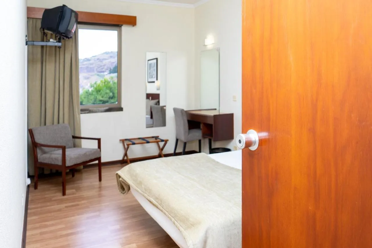 Flag Hotel Madeira - Ribeira Brava 3*,